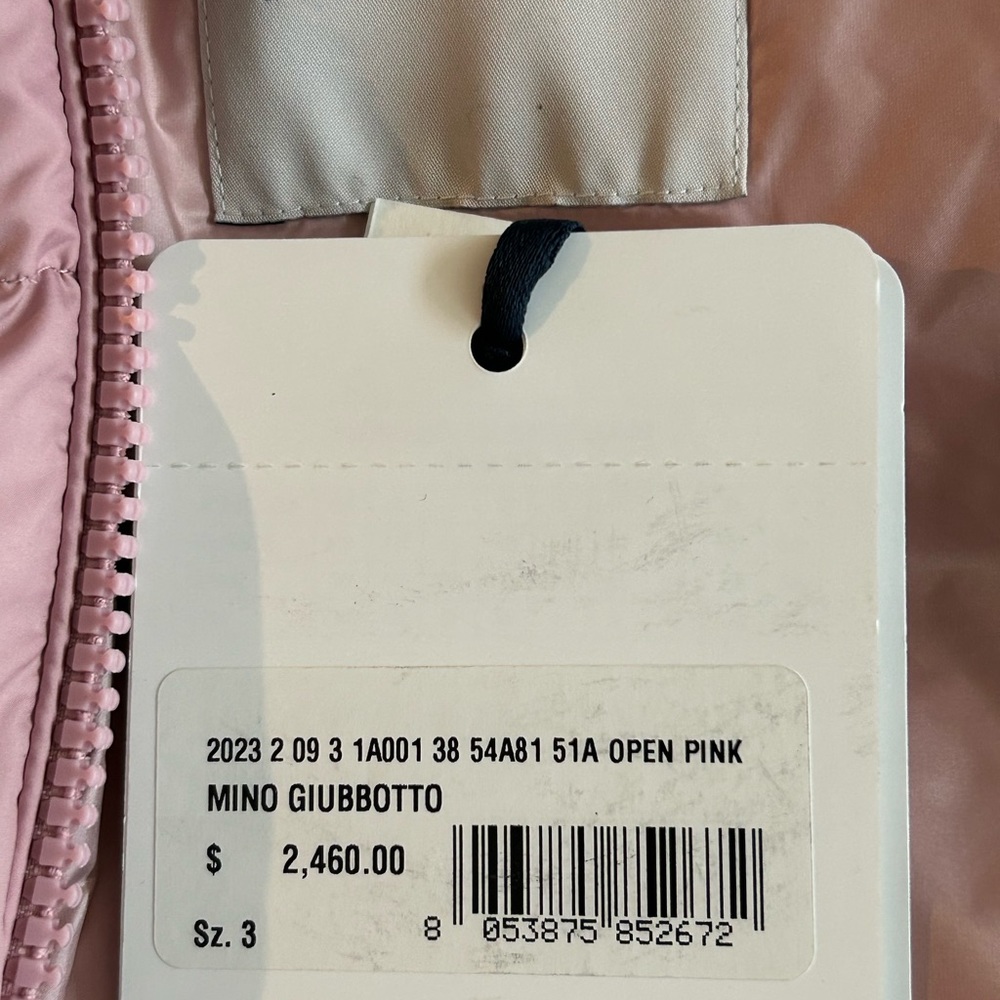 Large brand new jacket never worn got the wrong size 3